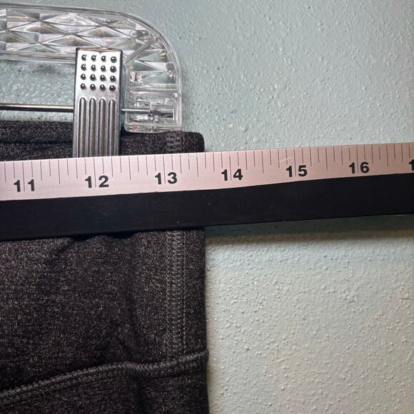 Moving Comfort Urban Gym Capri Leggings Small S Gray Ruched Ankle Tie Workout - Picture 4 of 9